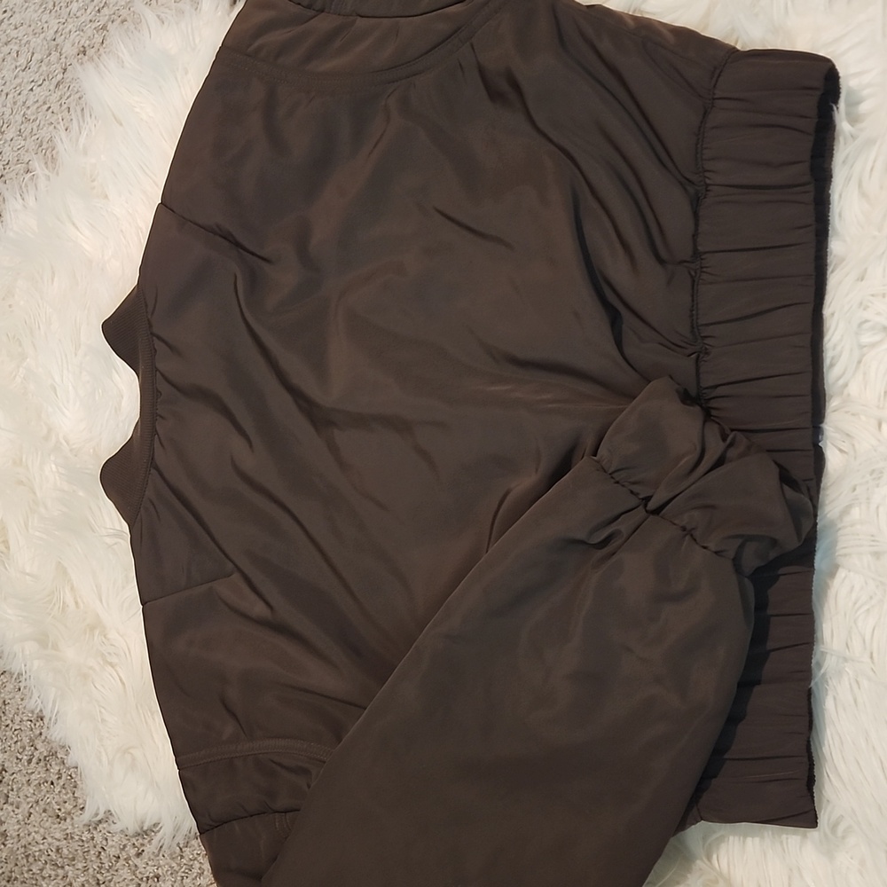 Alo Cropped Breakline Bomber Jacket - Picture 12 of 13